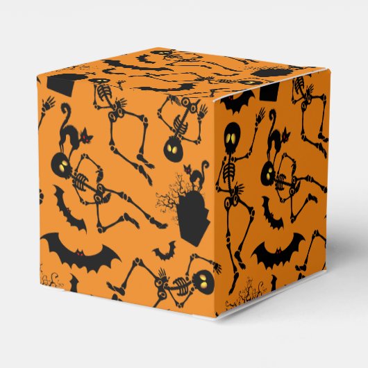 Halloween Skeletons Macabre Dance Bedankdoosjes (Achterkant)