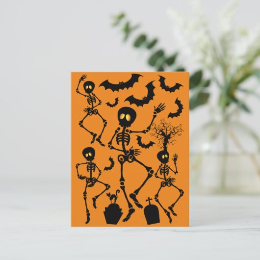 Halloween Skeletons Macabre Dance Briefkaart (Staand voorkant)