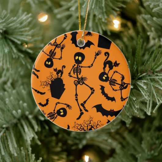 Halloween Skeletons Macabre Dance Keramisch Ornament (Boom)
