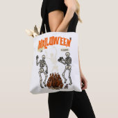 Halloween Skeletons Tote Bag (Dichtbij)