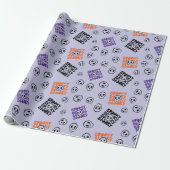 Halloween Skulls Naadloze Paarse Wrapping Paper Cadeaupapier (Uitgerold)