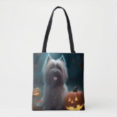 Halloween Skye Terrier met pomkins Scary Tote Bag (Voorkant)