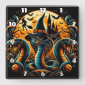 Halloween-slangen opgerold onder een spookachtig m vierkante klok (Voorkant)