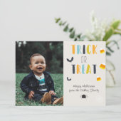 Halloween "Snoep of een Leuke Streek" Aangepaste F Feestdagenkaart (Staand voorkant)