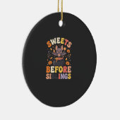 Halloween Snoepgoed Sibling Swap Keramisch Ornament (Rechts)