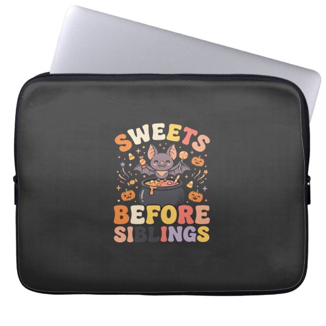 Halloween Snoepgoed Sibling Swap Laptop Sleeve (Voorkant)
