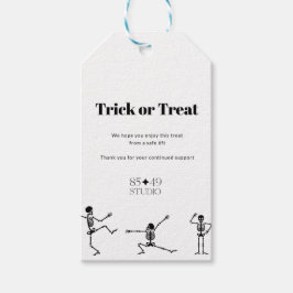 Halloween Social Distancing Skeleton Gift Labels Cadeaulabel