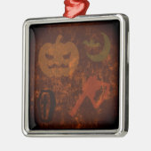 Halloween Sodd op Eerie Achtergrond Metalen Ornament (Links)