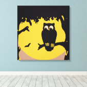 Halloween, spoky Owl in boom met maan Canvas Afdruk (Insitu (Houten vloer))