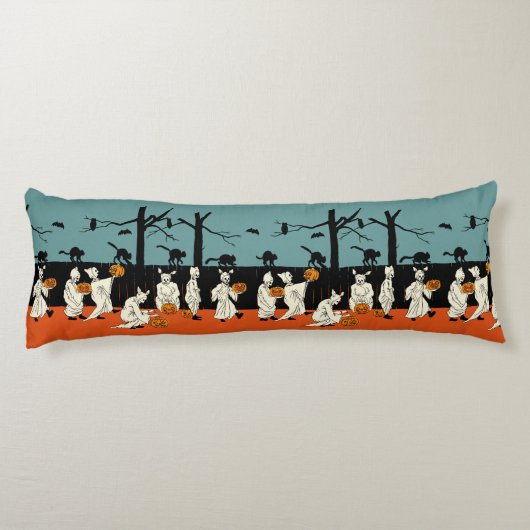 Halloween Spooks op Parade Long Pillow Lichaamskussen (Achterkant)