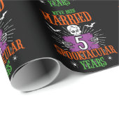 Halloween Spooktacular 5th Wedding Jubileum Cadeaupapier (Rol Hoek)