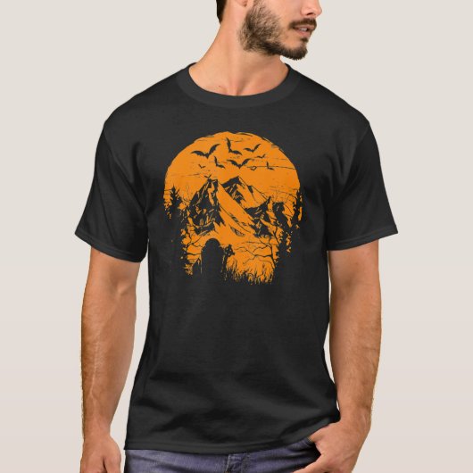 Halloween Spooky Berg van Horror Creepy Tombs B T-shirt (Voorkant)