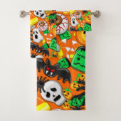 Halloween Spooky Candies Party Bad Handdoek (Insitu)