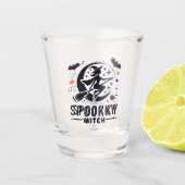 Halloween Spooky Witch Design - Vliegen op Bezem Shot Glas (Voorkant)