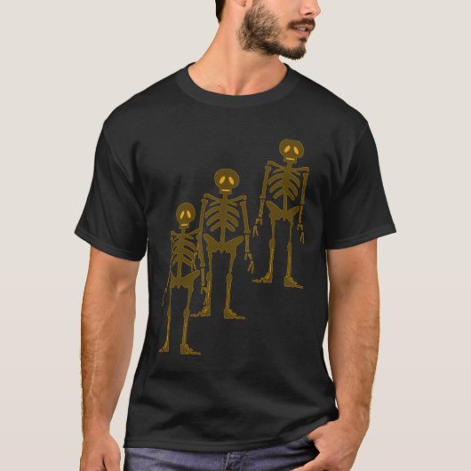 Halloween t-shirt design met aangestoken skeletten (Voorkant)