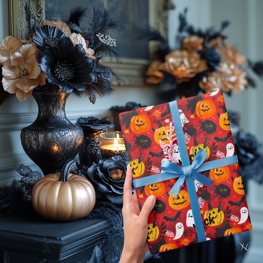 Halloween-thema cadeaupapier met aanpasbare naam
