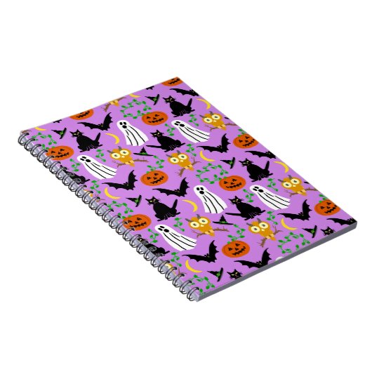 Halloween Theme Collage Toss Pattern Paars Notitieboek (Rechterzijde)