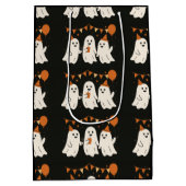 Halloween Three Cute Cheerful Ghosts  Medium Cadeauzakje (Achterkant)