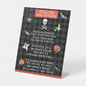 Halloween Trick of Treing Pandemic Poem Reclamebord Met Voetstuk (Voorkant)