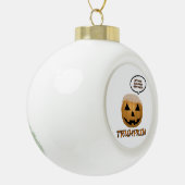 Halloween Trumpkin Fitted Keramische Bal Ornament (Links)