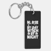 Halloween verpleegster per dag heks by Night Sleutelhanger (Voorkant Links)