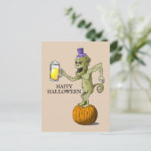 Halloween-viering met een mooi glas bier feestdagenkaart (Staand voorkant)