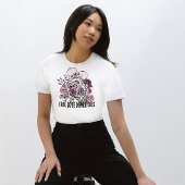 HALLOWEEN WARE LIEFDE STERFT NOOIT | SKELETTEN ZOE T-SHIRT