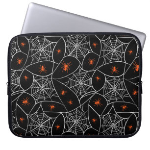 Halloween web en spinnen achtergrond. laptop sleeve