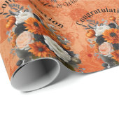 Halloween Wedding Personaliseer Namen Pompoen Mums Cadeaupapier (Rol Hoek)