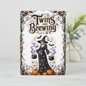 Halloween Witch Baby shower - Twins zijn aan het b Kaart (Staand voorkant)
