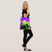 Halloween Witch met Magische Potie en Zwarte Kat Tote Bag (Op model)