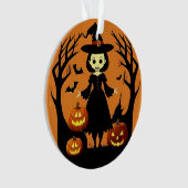 Halloween Witch met pompoenen in spookachtige sett Ornament (voorkant)