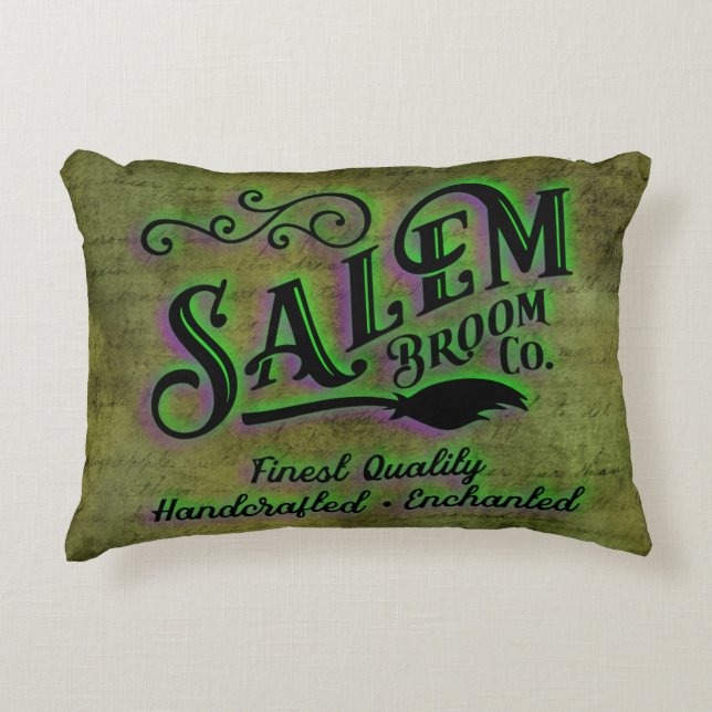 Halloween Witch Salem Broom Company Sign Accent Kussen (Voorkant)