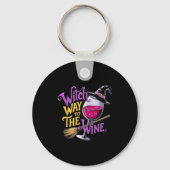 Halloween Witch Way To The Wine Funny Witch Wine L Sleutelhanger (Voorkant)