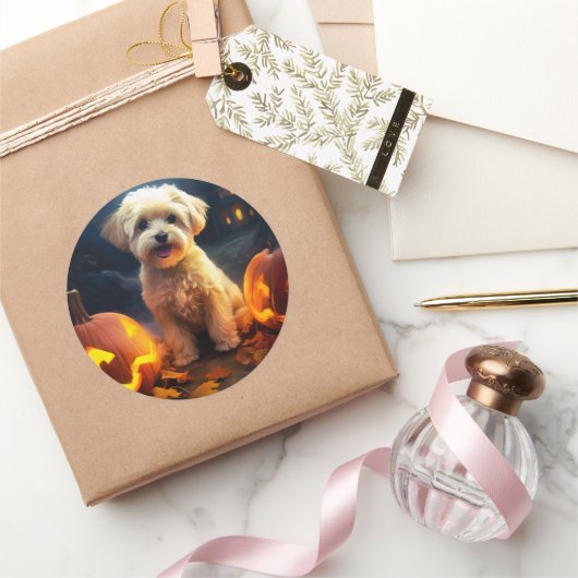 Halloween Yorkipoo met pompoenen eng Ronde Sticker (Geschenken)