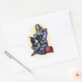 Halloween Zombie Girl Pin Up Ronde Sticker (Envelop)