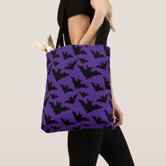 Halloween zwart vleermuizen paarse cool spooky pat tote bag (Dichtbij)