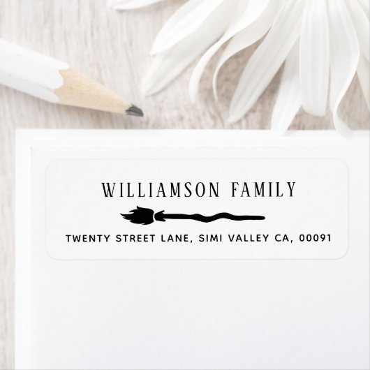 Halloween zwart & wit heks bezemsteel etiket (Insitu)