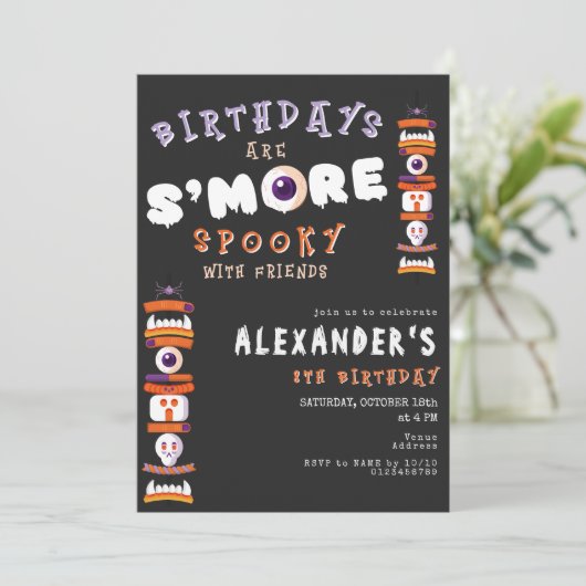 Halloween's mores Bonfire Spooky verjaardagsfeestj Kaart (Staand voorkant)