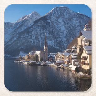 Hallstatt stad in de winter in de sneeuw kartonnen onderzetters