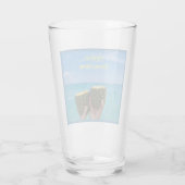 Halve ananas gevuld met punch, op het strand glas (Achterkant)