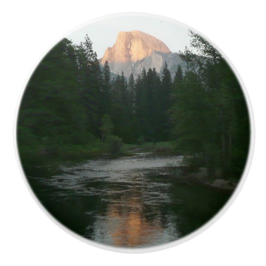 Halve Dome Sunset in Yosemite National Park Keramische Knop (Voorkant)