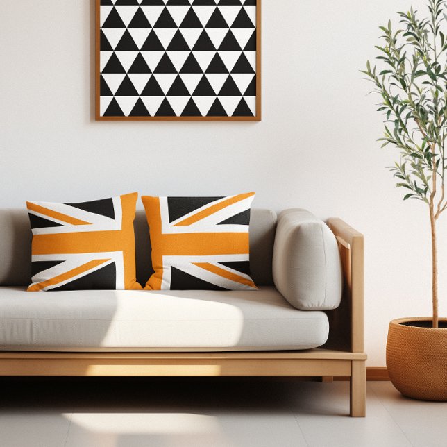 Halve zwarte en Oranje Unieschakker Kussen (Black and Orange Union Jack Half Throw Pillow)