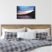 Halvemaan boven Walden Pond Canvas Afdruk (Insitu (Slaapkamer))