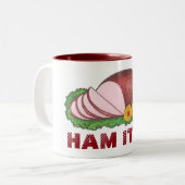 HAM IT UP Funny Kerstmis Novelty Food Holiday Mok (Voorkant links)