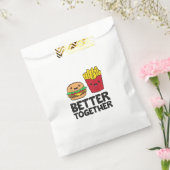 Hamburger and French Fries Love Fast Food Better T Bedankzakje (Gezegeld)