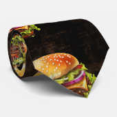 Hamburger bier op donker stropdas (Opgerold)