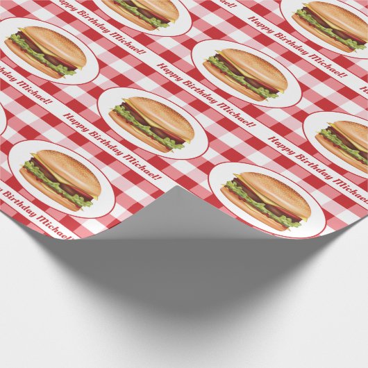 Hamburger eten op rode gingham en aangepaste tekst cadeaupapier (Hoek)