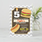 Hamburger & Hot Dog verjaardagsfeestje uitnodiging (Staand voorkant)