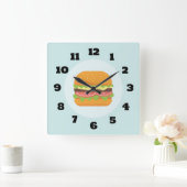 Hamburger Illustratie met tomaat en sla Vierkante Klok (Huis)